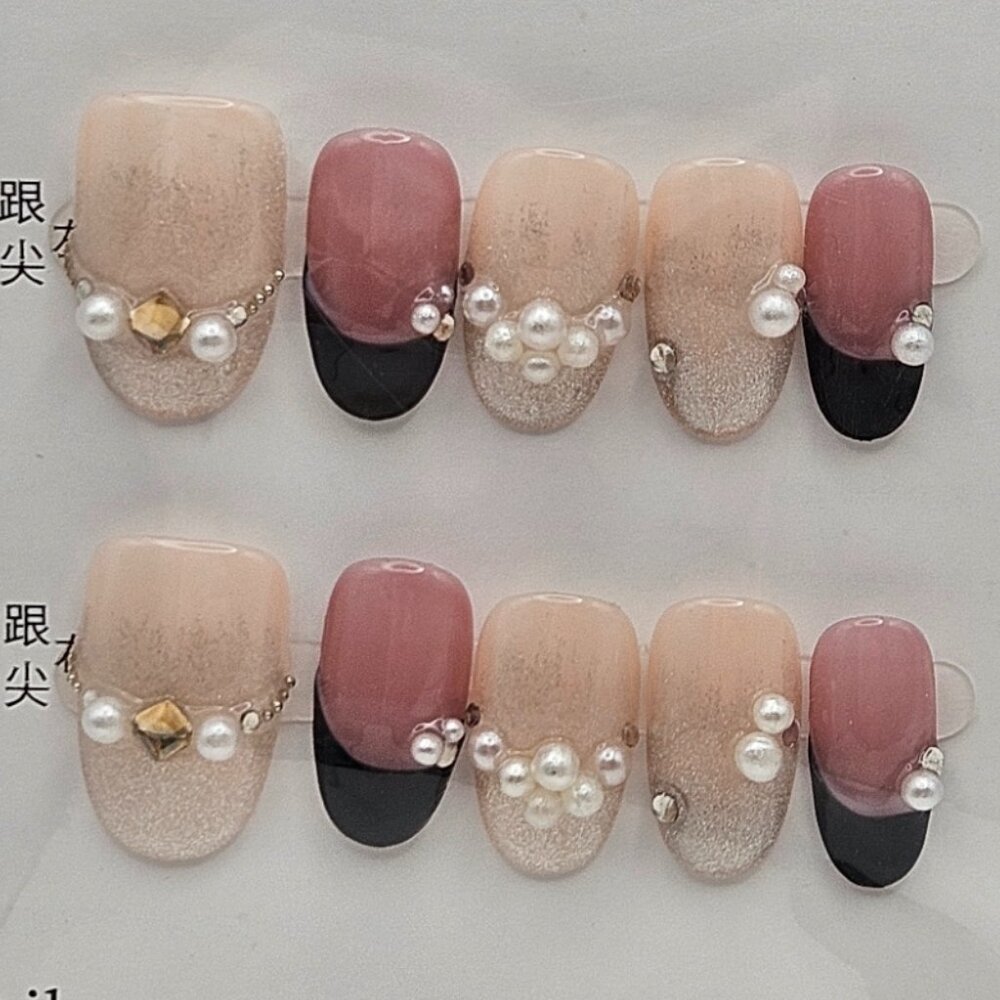Press On Nails - Black & Silver French Tips with Pearls / Size Medium (10 pack)
